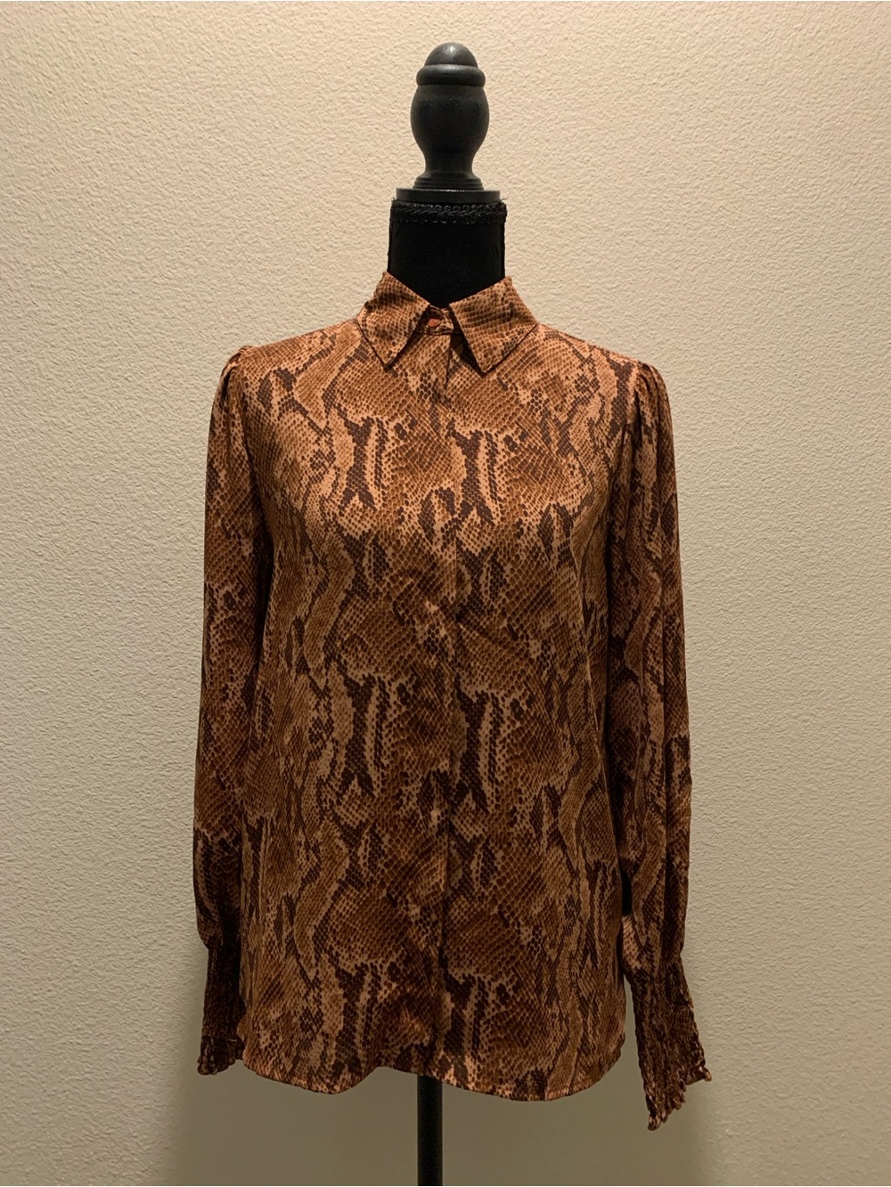 Express Brown Snake-Print Long Sleeve Button Front Blouse (Size XS)
